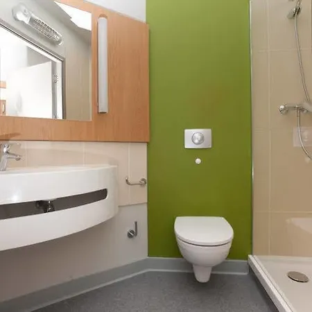 Отель B&B Hotel Wroclaw Centrum